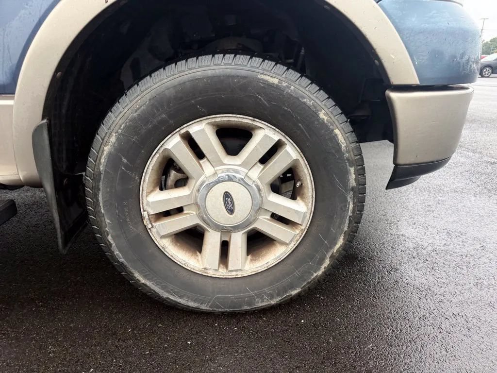 Used 2004 Ford F150 Lariat AWD/4WD image 10