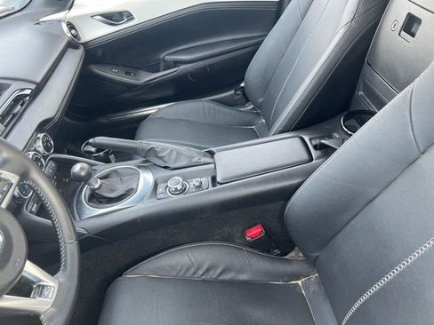 Used 2021 MAZDA MX-5 Miata RF Grand Touring image 5