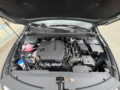 Used 2026 Kia Sportage LX FWD image 32