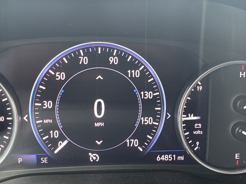Used 2020 Buick Enclave Avenir w/ Avenir Technology Package FWD image 32