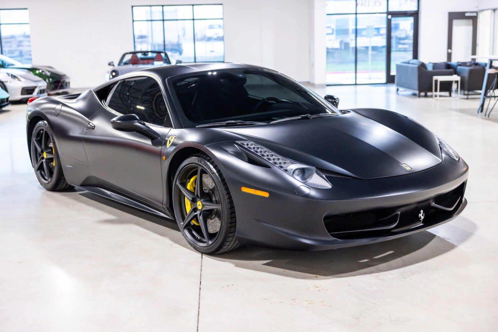 Used 2011 Ferrari 458 Italia Coupe RWD image 10