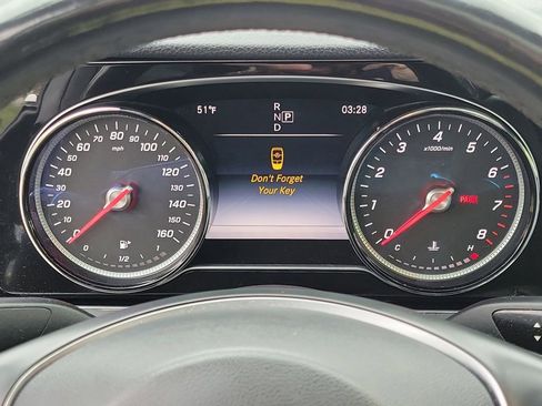 Used 2018 Mercedes-Benz E 400 4MATIC Sedan image 24