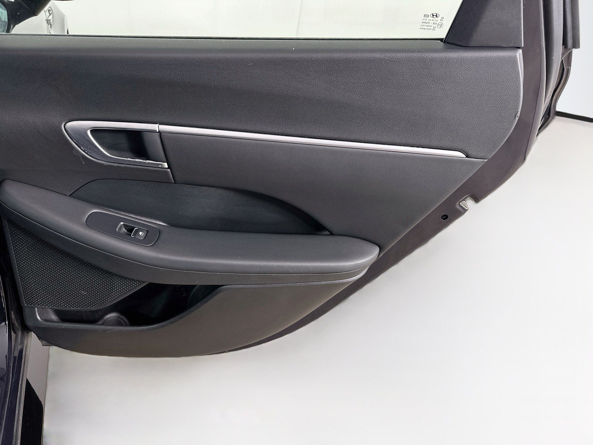 Used 2025 Hyundai Sonata SEL FWD image 28