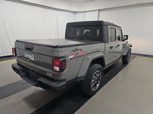 Used 2023 Jeep Gladiator Overland AWD/4WD image 6