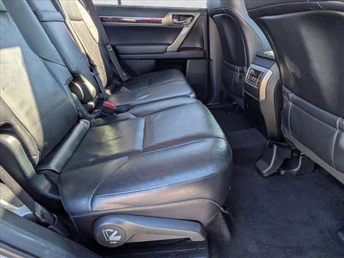 Used 2016 Lexus GX 460 image 19