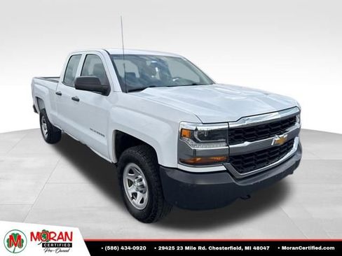 Used 2018 Chevrolet Silverado 1500 W/T w/ Trailering Package RWD image 7