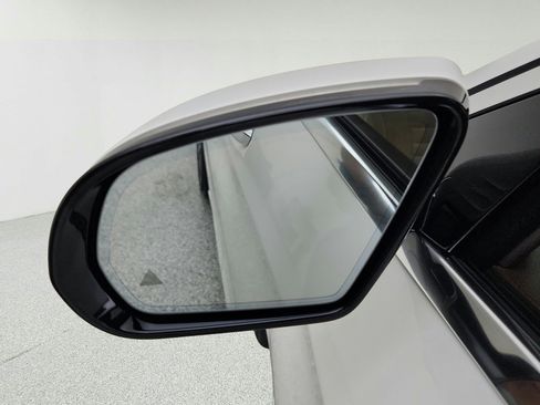Used 2019 Mercedes-Benz S 560 Sedan image 30