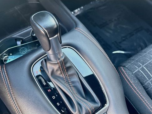 Certified 2025 Honda HR-V Sport image 15