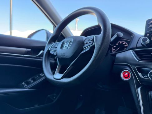 Used 2021 Honda Accord LX image 9
