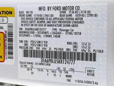 Used 2019 Ford Fusion SE FWD image 36