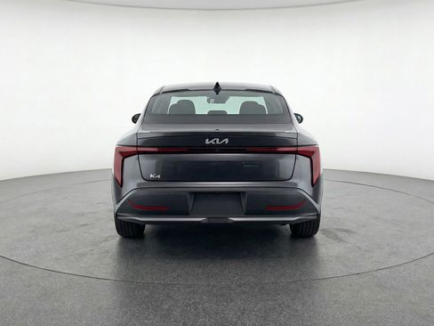 Used 2025 Kia K4 LXS image 7