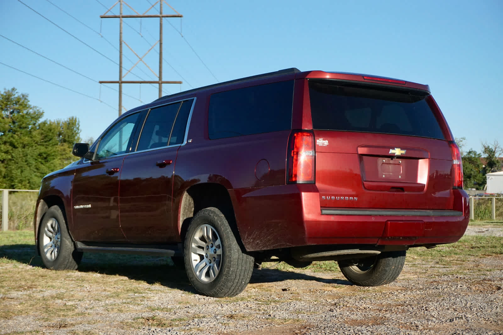 Used 2020 Chevrolet Suburban LT AWD/4WD image 3