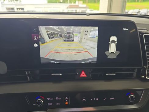 Certified 2023 Kia Sportage EX AWD/4WD image 16