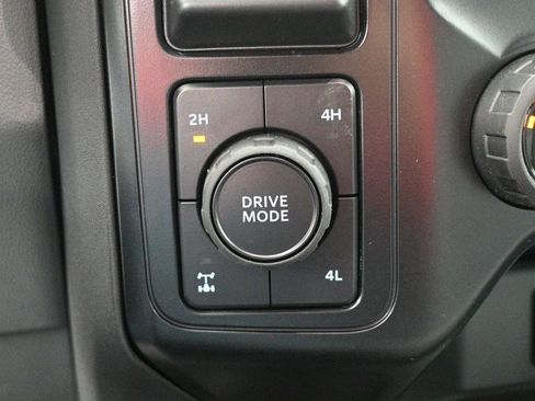 New 2026 Ford F250 XL w/ FX4 Off-Road Package image 18