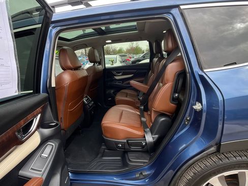 Used 2019 Subaru Ascent Touring w/ Popular Package #3 image 24