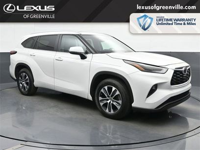 Used 2024 Toyota Highlander XLE