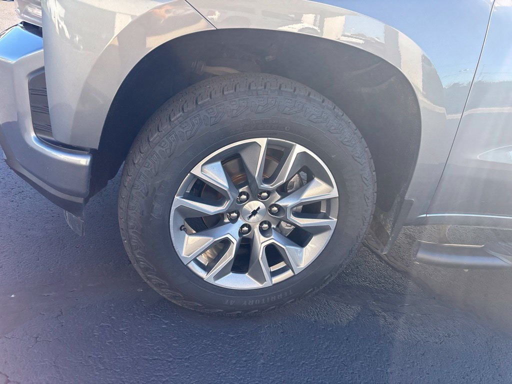 Used 2021 Chevrolet Silverado 1500 RST AWD/4WD image 9
