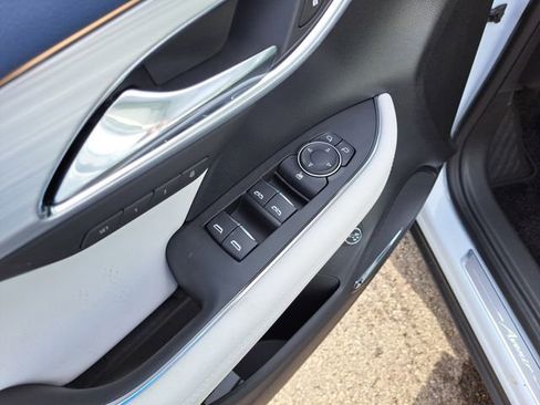 New 2026 Buick Envision Avenir AWD/4WD image 16