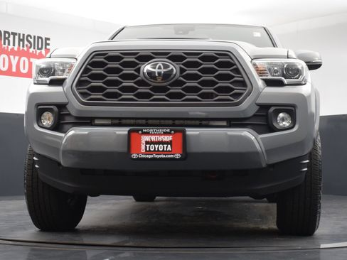 Used 2021 Toyota Tacoma TRD Sport w/ Technology Package AWD/4WD image 32