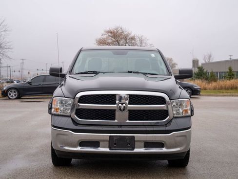 Used 2017 RAM 1500 Classic SLT image 2