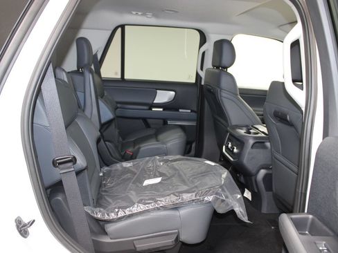 New 2026 Ford Expedition Active RWD image 32