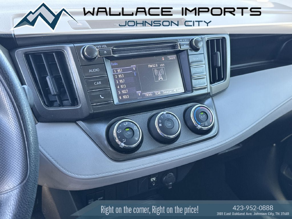 Used 2015 Toyota RAV4 LE AWD/4WD image 21