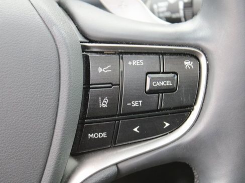 Certified 2023 Lexus ES 350 w/ Premium Package image 17