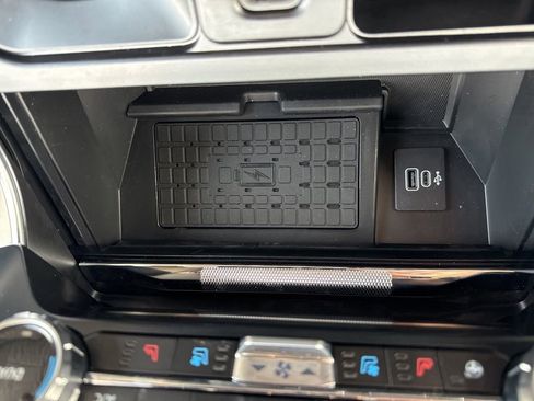 Used 2025 Ford F150 Platinum w/ Equipment Group 703A Plus image 39