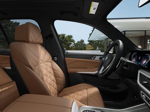Certified 2026 BMW X5 sDrive40i RWD image 9