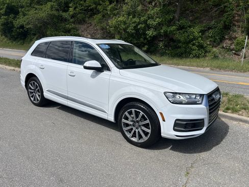 Used 2017 Audi Q7 3.0T Premium Plus AWD/4WD image 11