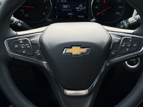 Used 2024 Chevrolet Equinox LT FWD image 14