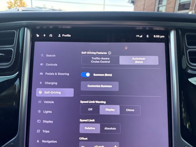 Used 2015 Tesla Model S 85D AWD/4WD image 30