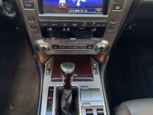 Used 2019 Lexus GX 460 Premium image 16