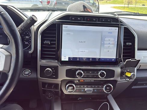 Used 2022 Ford F350 Lariat w/ Lariat Ultimate Package AWD/4WD image 10