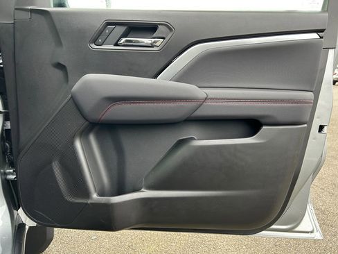 New 2025 Chevrolet Colorado Z71 w/ Technology Package image 25