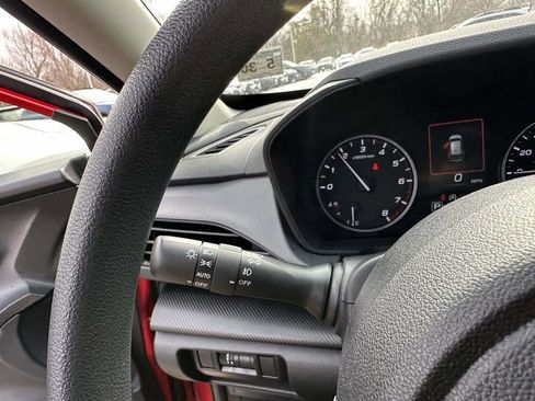 Certified 2025 Subaru Crosstrek 2.0i Premium image 28