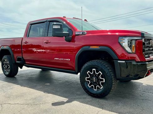 Used 2025 GMC Sierra 2500 AT4X AWD/4WD image 6