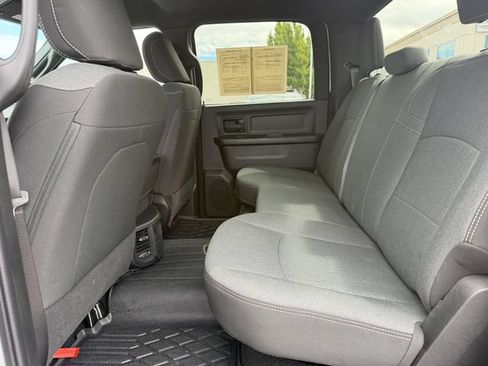 Used 2024 RAM 1500 Warlock RWD image 31