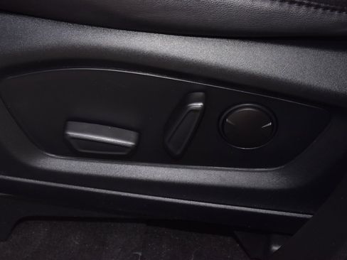 Used 2023 Ford Explorer XLT w/ Equipment Group 202A image 35