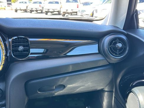 Used 2024 MINI Cooper S FWD image 25