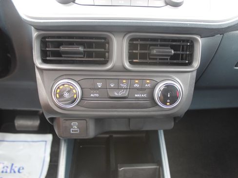 Used 2023 Ford Maverick XL FWD image 28