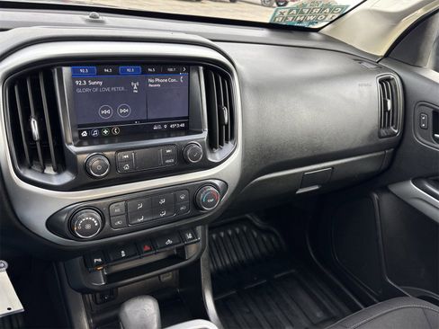 Used 2022 Chevrolet Colorado LT w/ Fleet Safety Package image 30