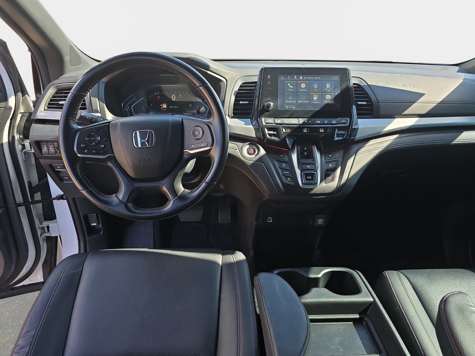 Used 2024 Honda Odyssey Sport image 12