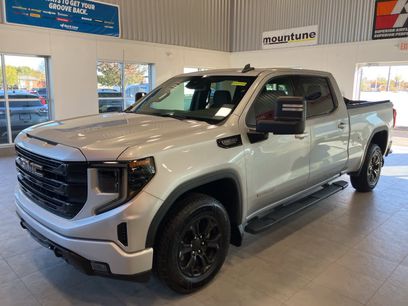 Used 2022 GMC Sierra 1500 Elevation w/ Preferred Package