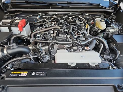 Used 2025 Toyota 4Runner TRD Off-Road Premium image 23