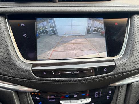 Used 2018 Cadillac XT5 Premium Luxury w/ Driver Assist Package AWD/4WD image 20