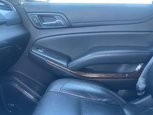 Used 2016 Chevrolet Tahoe LT image 32