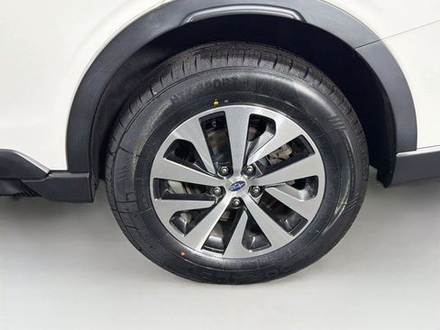Used 2022 Subaru Outback Premium w/ Popular Package #1 AWD/4WD image 35