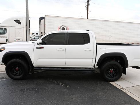 Used 2019 Toyota Tacoma TRD Pro image 4