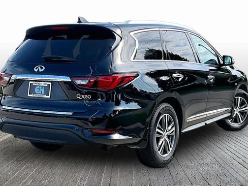 Certified 2019 INFINITI QX60 Luxe w/ Essential Package AWD/4WD image 9
